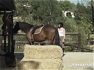 pony Rider Yasmin Scott rails a strung up Stallion